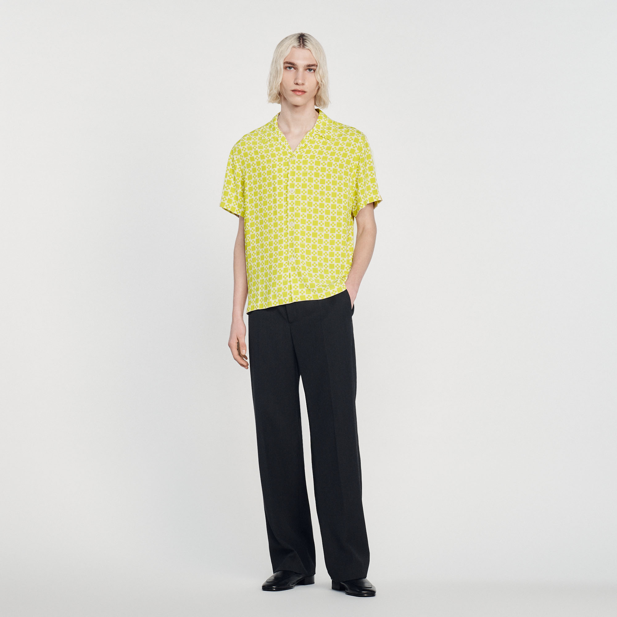 Chemise fluide á manches courtes Homme