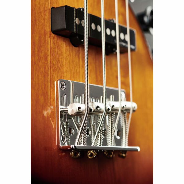 Marcus Miller V5 Alder-4 TS