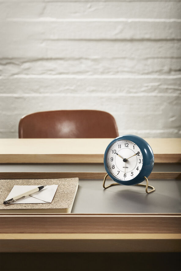 Arne Jacobsen Clocks AJ Station watch Navy Blue Ø11 cm Blå