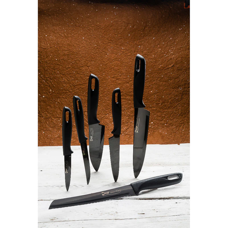 Couteau à steak titanium avec lame de 11.5 cm Table passion