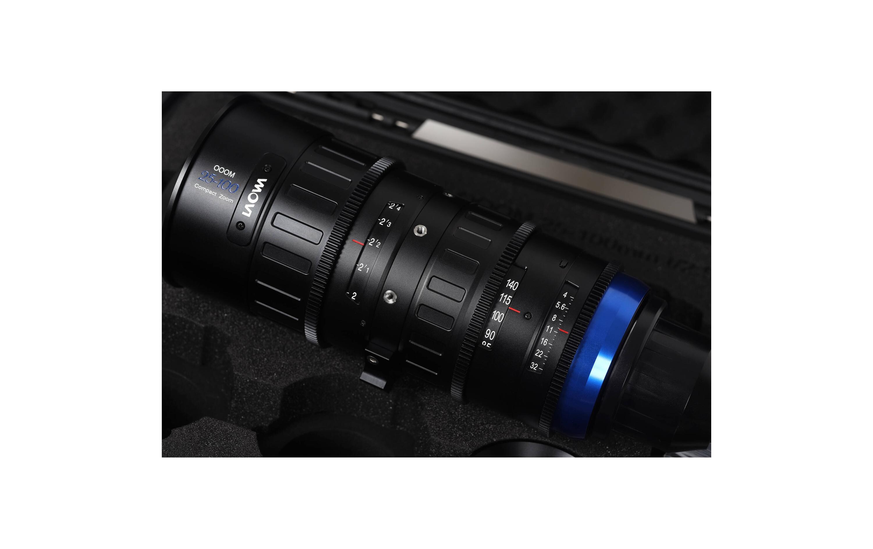 Zoomobjektiv OOOM 25-100 mm T/2.9 Cine (Feet) Arri PL<br>Festbrennweite mit umfassendem 4x Zoombereich