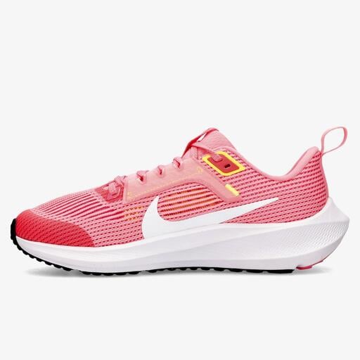 Nike Pegasus 40