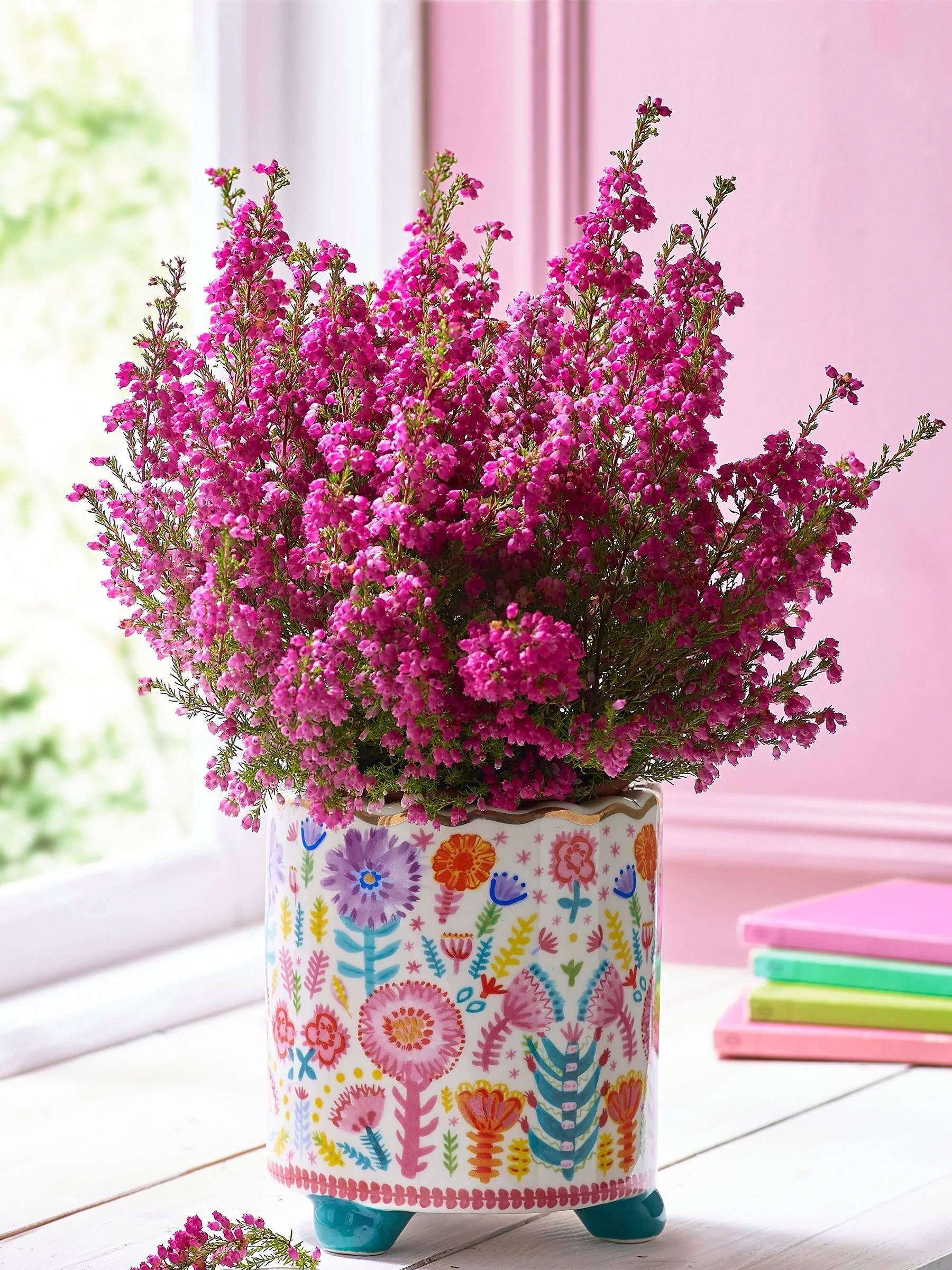 Lucy Tiffney plantenpot met voet