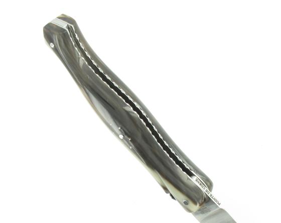 Laguiole 15 cm - Forgé (forme flêche) - Plein Manche en Corne - GUILLOCHAGE Couteau de Poche Dubesset