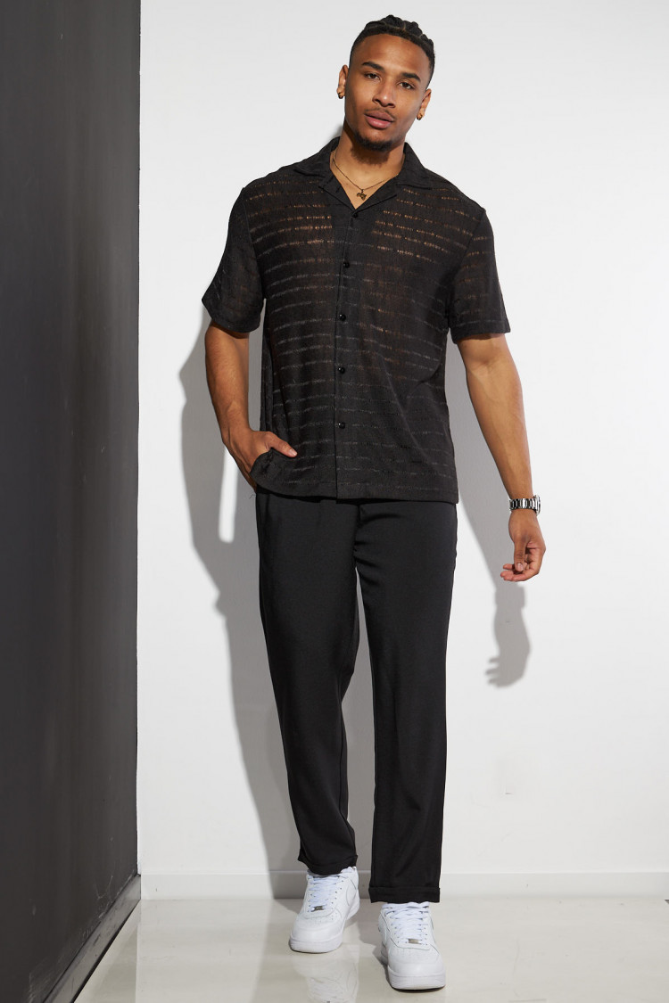 Chemise noire ajourée