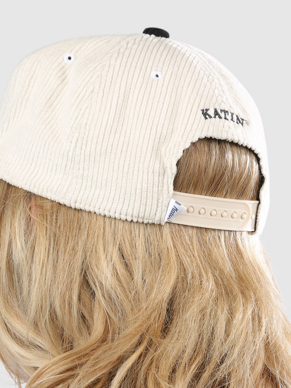 Katin USA Swirl Cap vintage white
