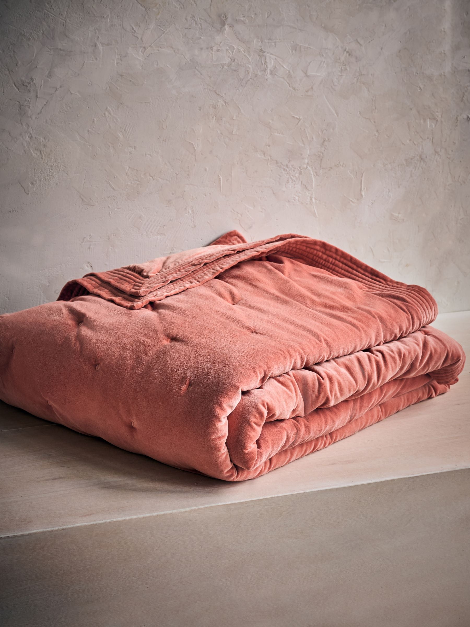 French Connection gewassen fluwelen bedsprei