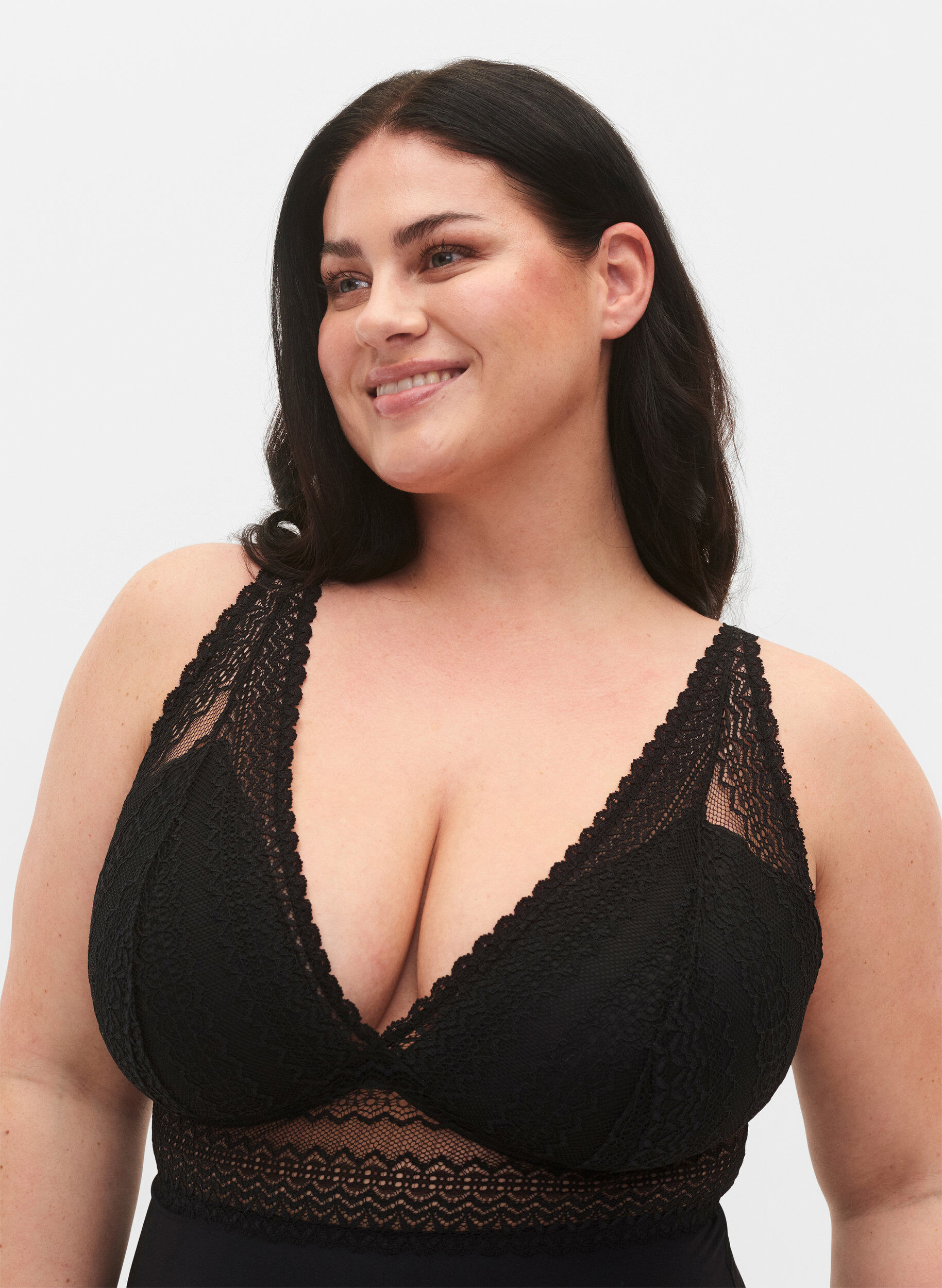 Bodystocking med blonder og blød vattering