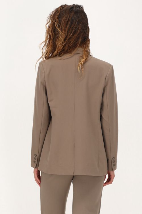 Taupe blazer met dubbele knopen