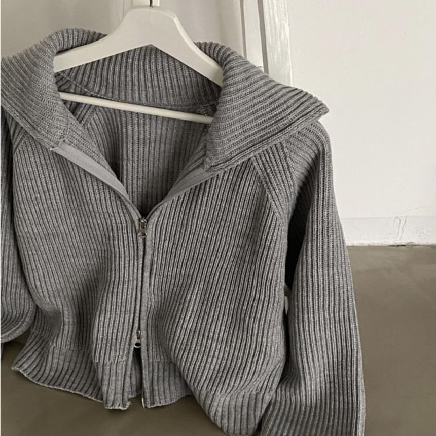 Ashlee - Geribbeld vest met kraag en rits
