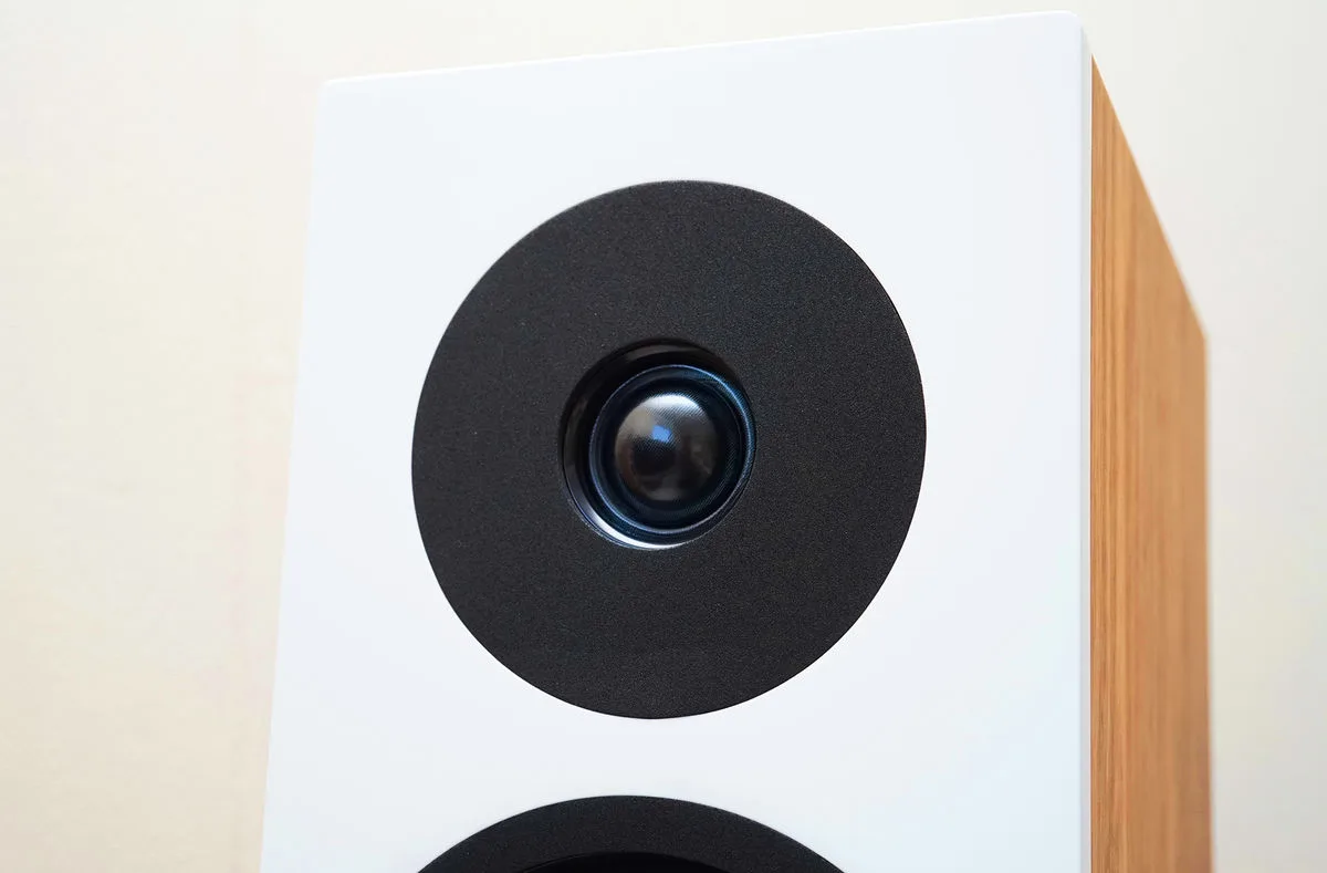 Davis Acoustics Krypton 6 Blanc (la paire) Enceintes colonne