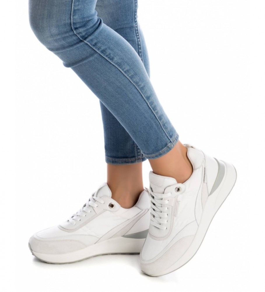 Tênis Carmela 068254 branco