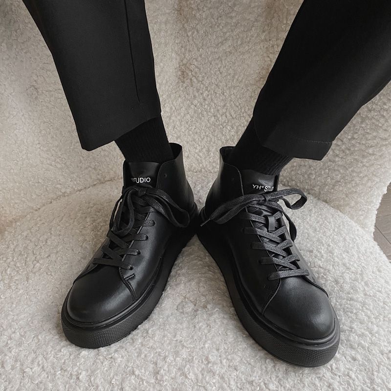 VEAZ - Veterschoenen van imitatieleer met plateauzool