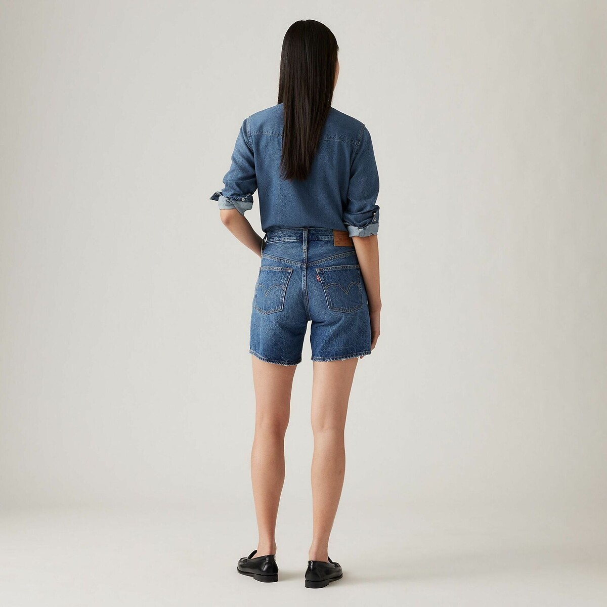 LEVI'S<br>Calção 501® Médio até a Coxa