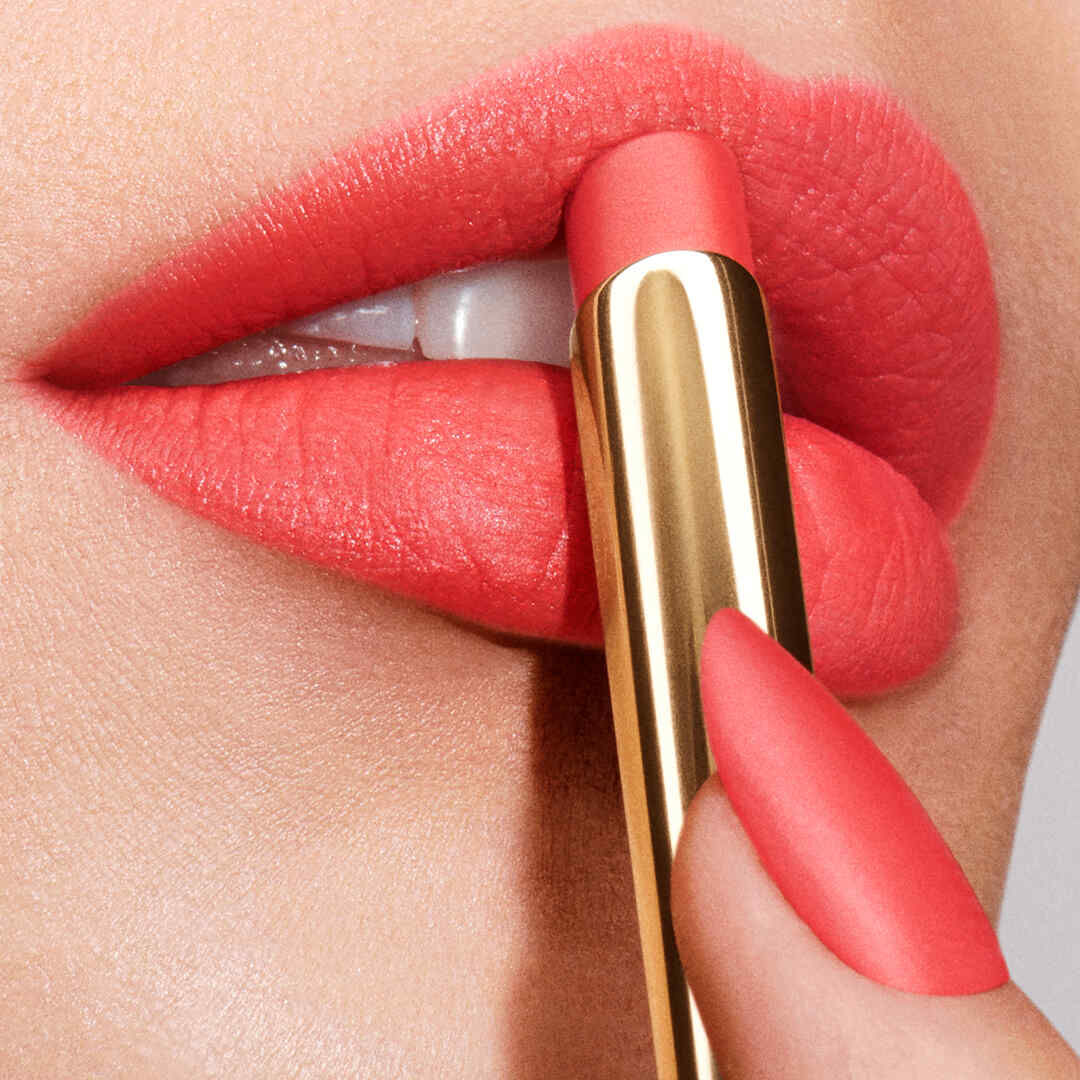 Estée Lauder Pure Color Explicit Slick Matte Lipstick