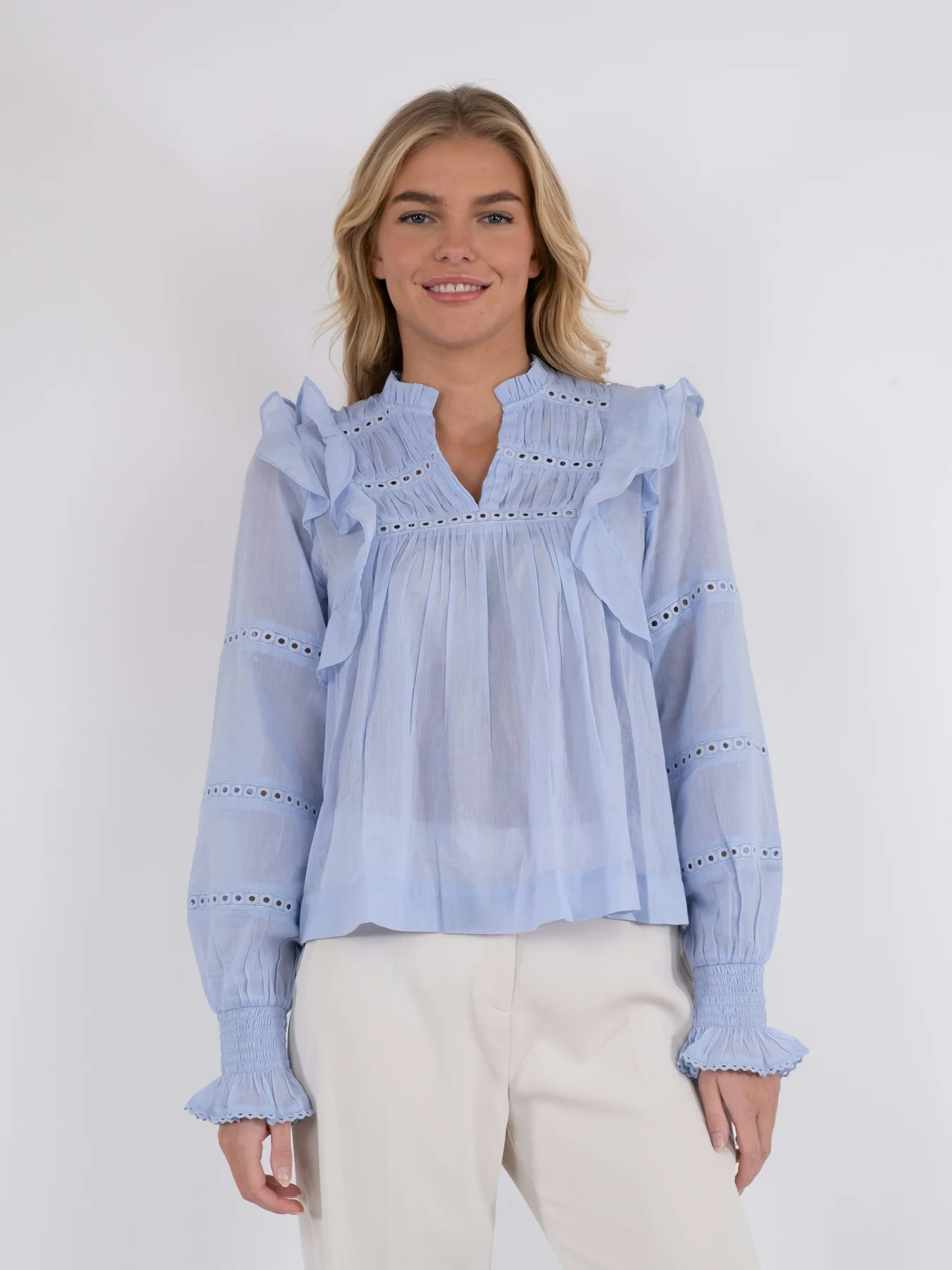 Neo Noir Aurika S Voile Blouse light blue