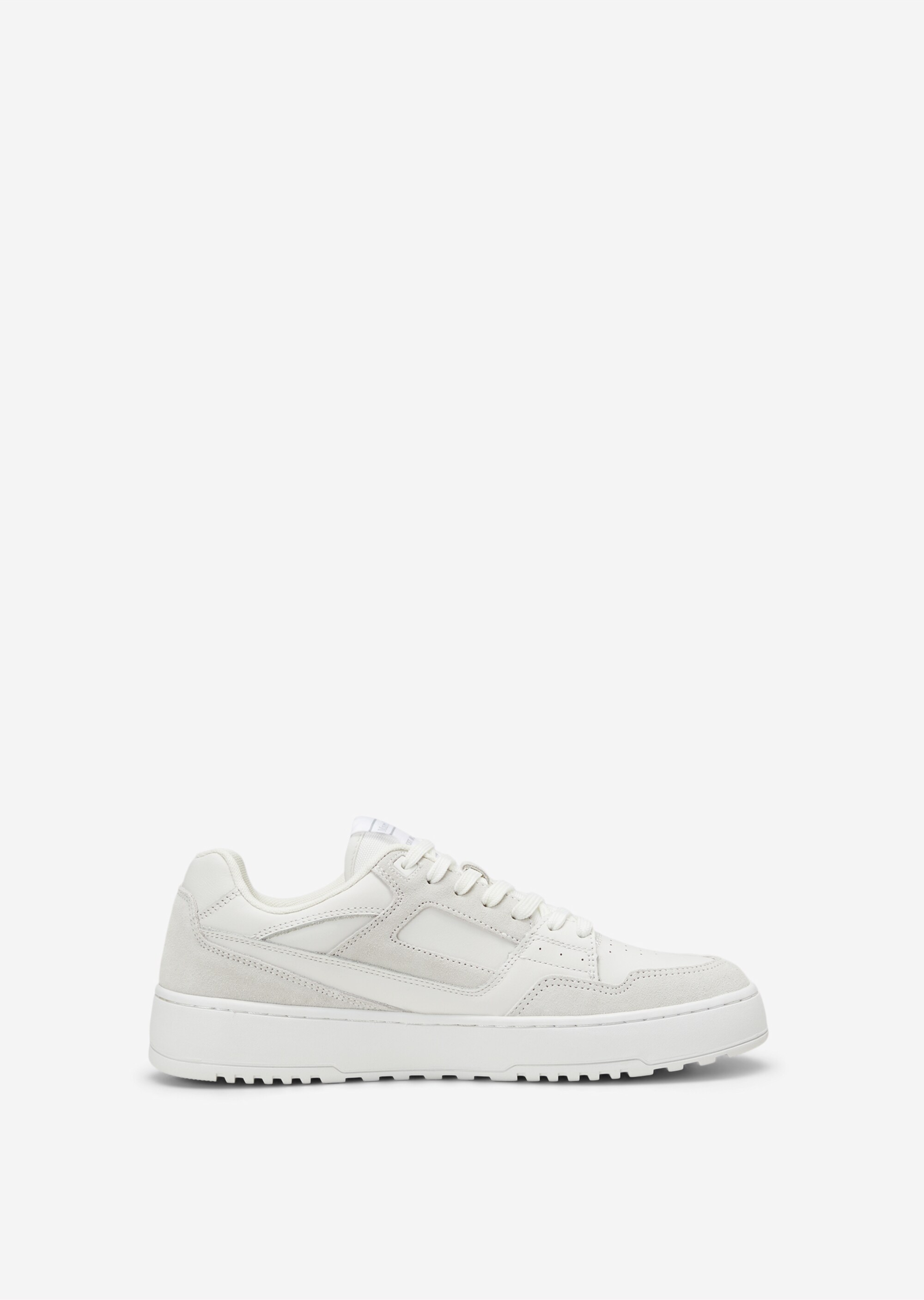 Sneaker aus Rindleder-Mix