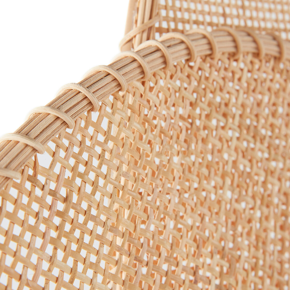 AM.PM<br>Candeeiro de pé em rattan, design E. Gallina, Canopée
