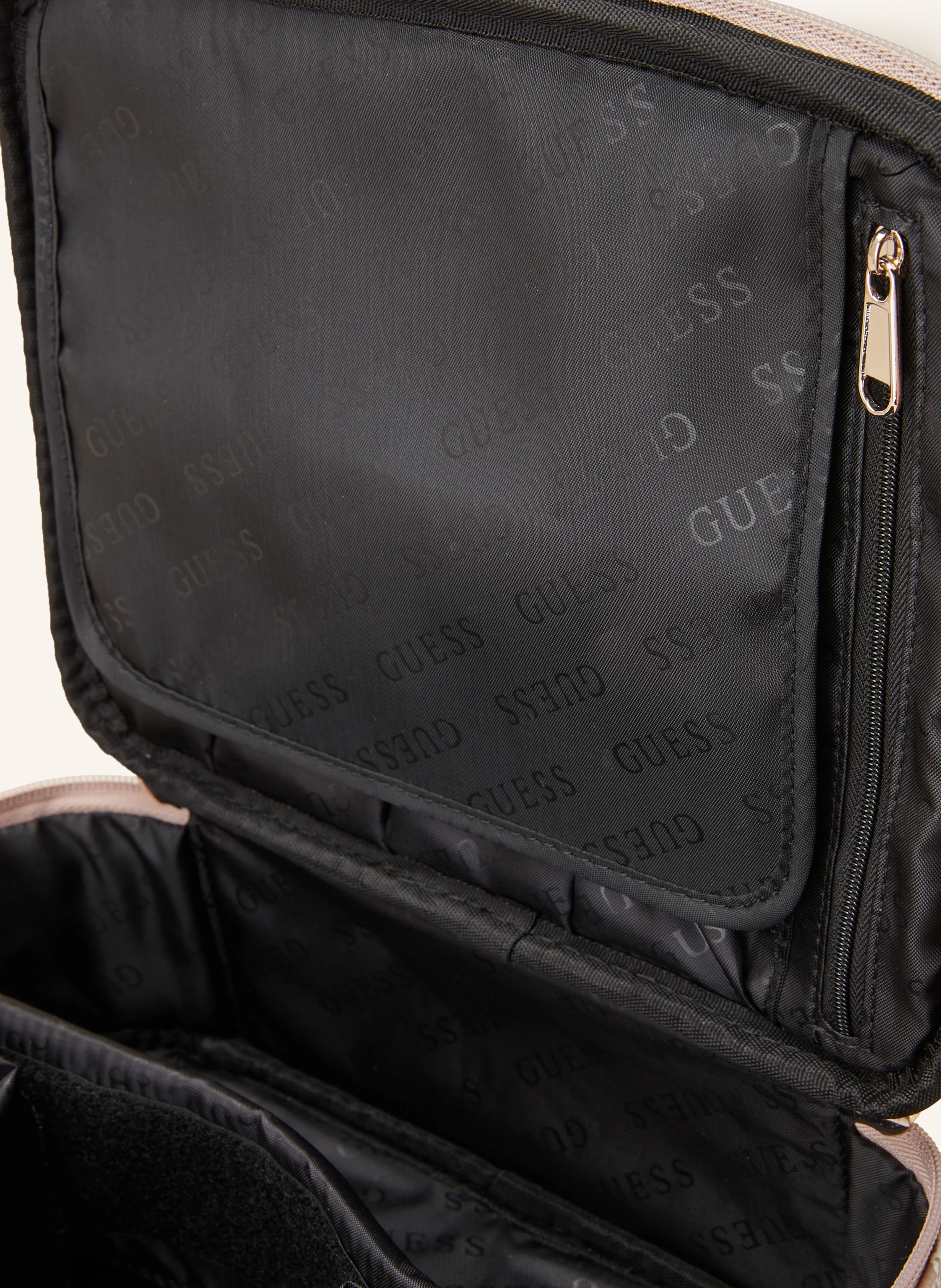 GUESS Kosmetiktasche WILDER
