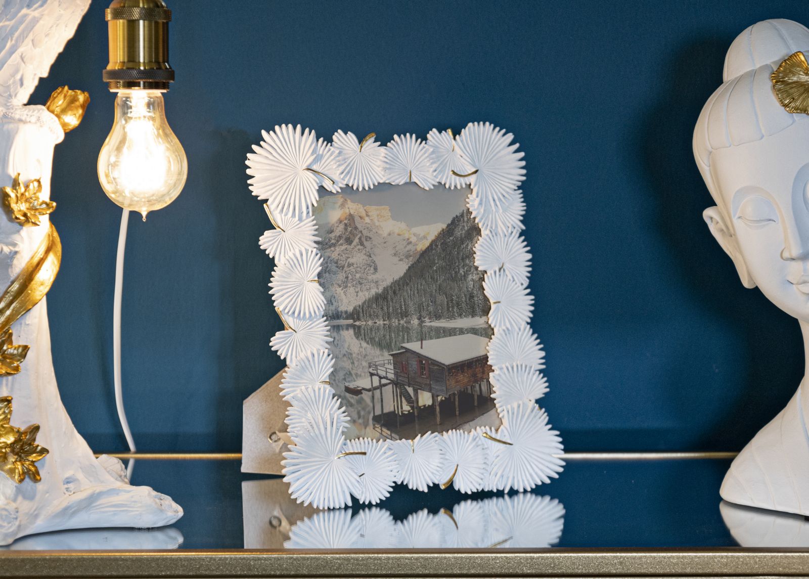 Witte harslijst met bladeren 22,7x1,5x28 cm