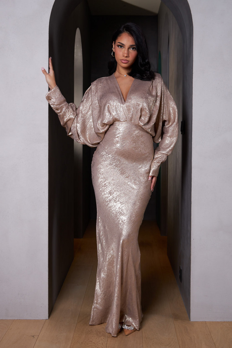 Robe de soirée longue doré scintillante à décolleté
