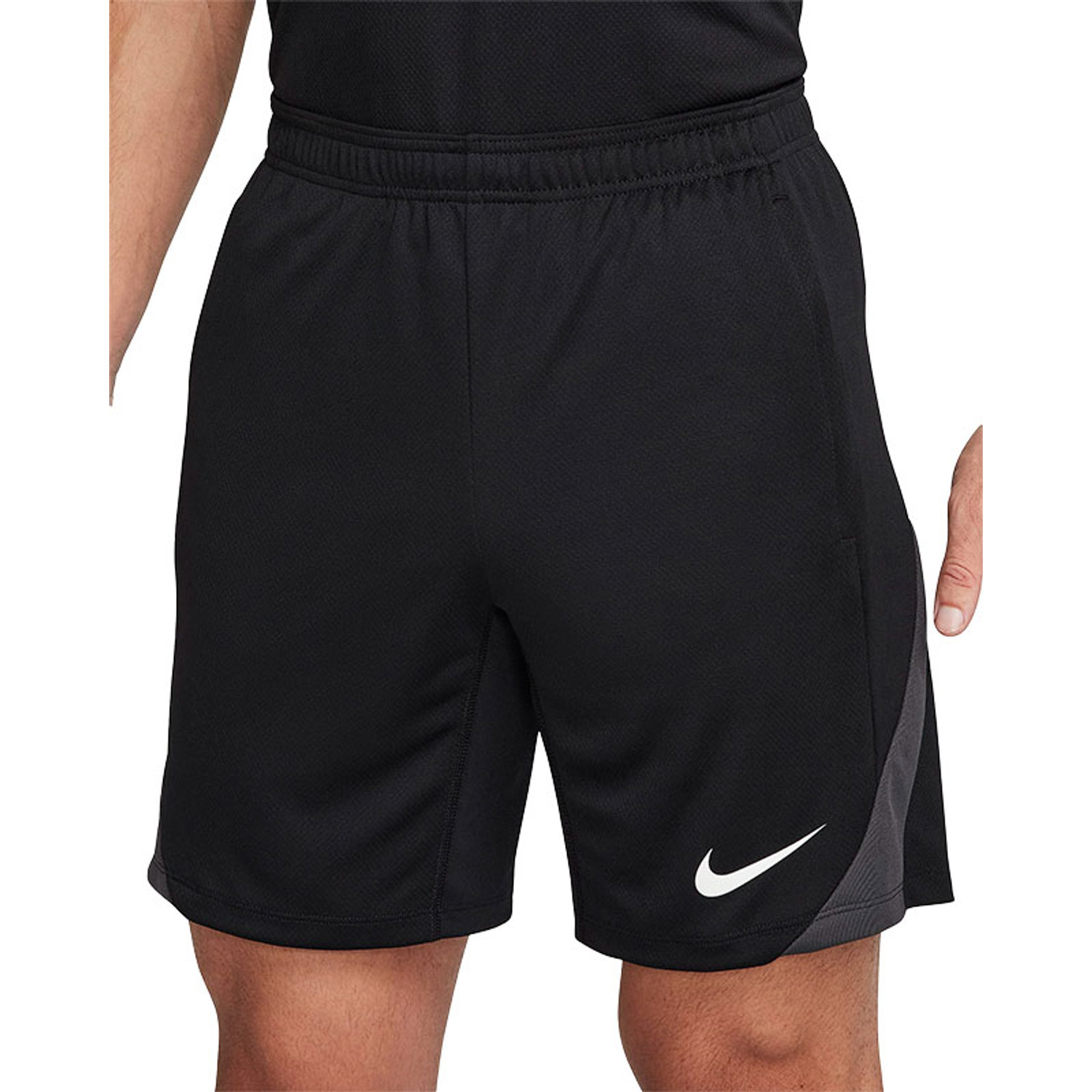 Nike Strike Short