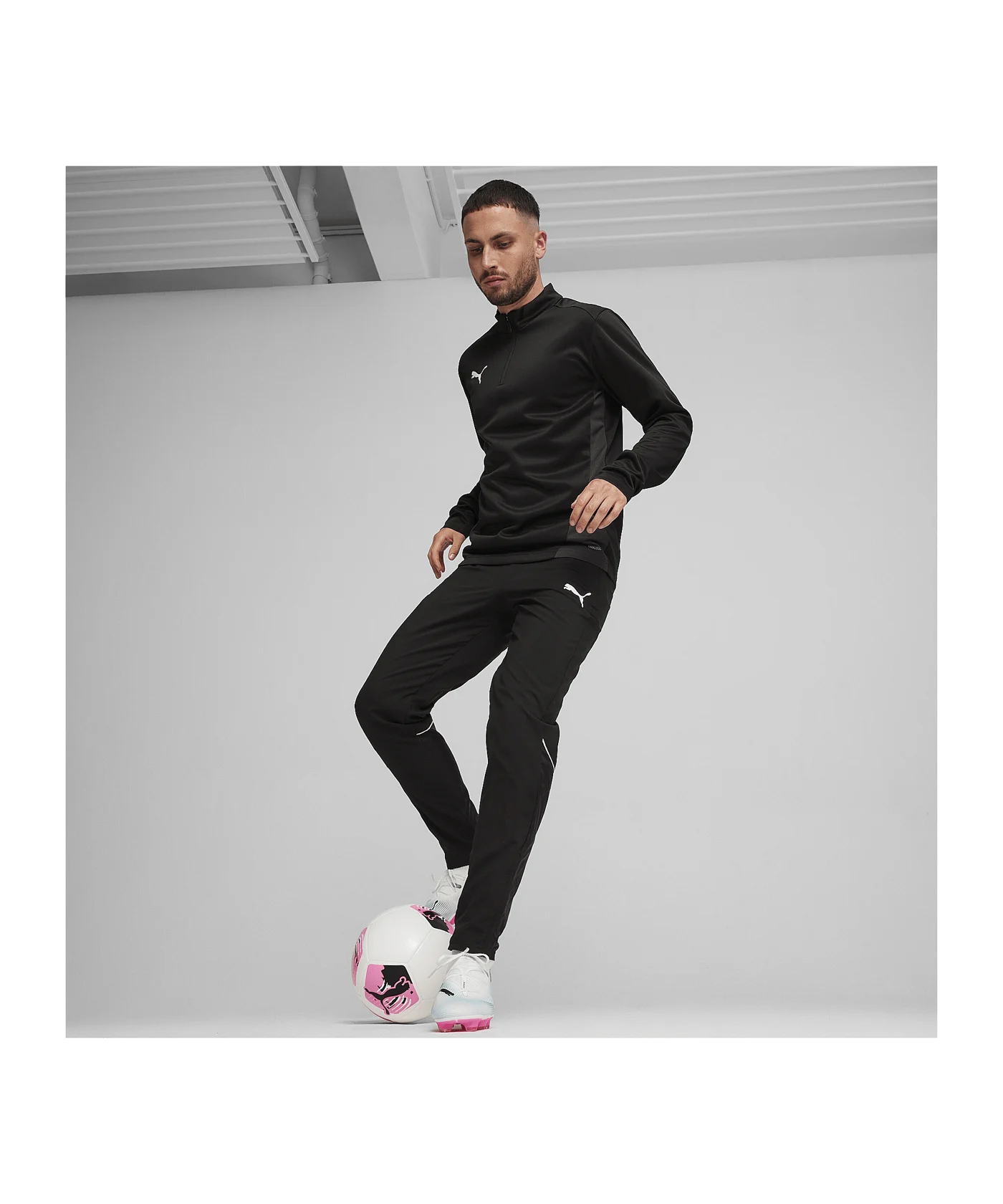PUMA teamGOAL Training 1/4 Zip Sweatshirt F03