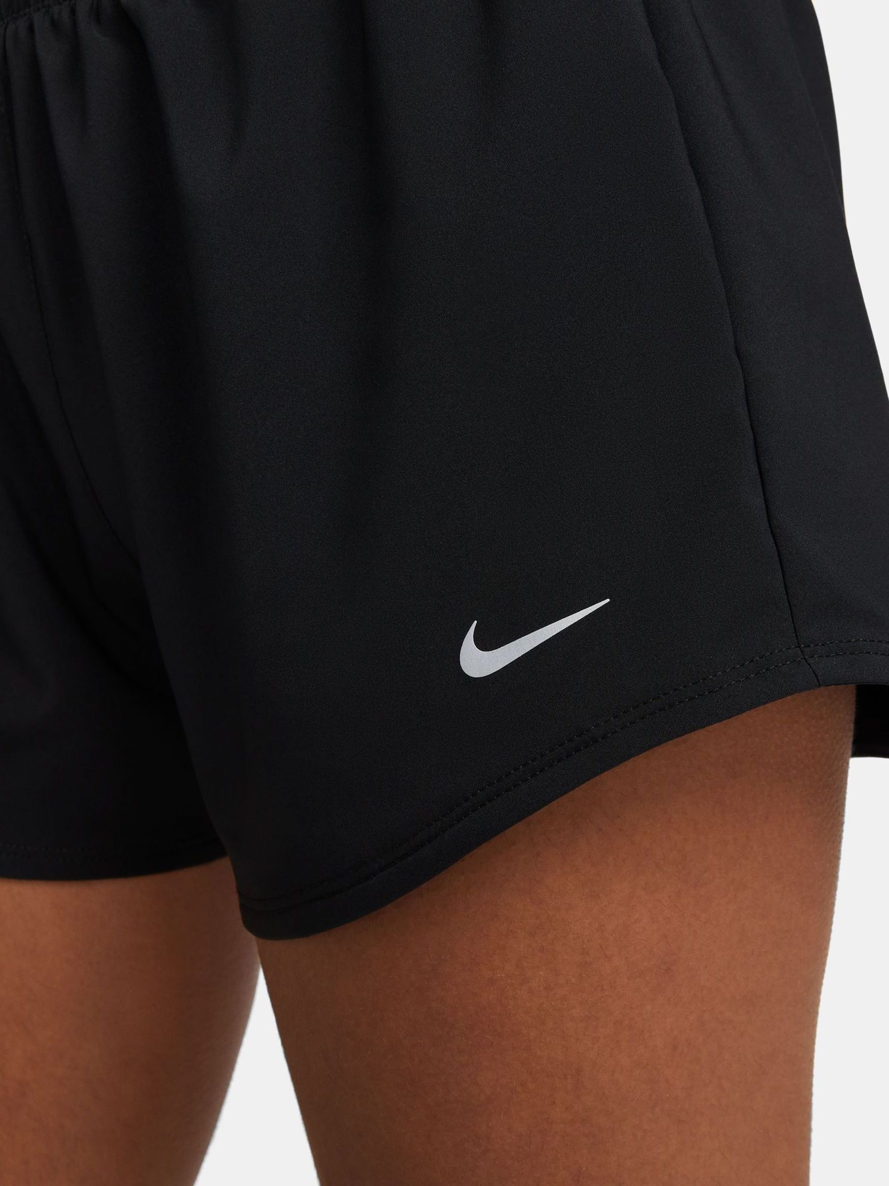 Zwart - Nike One Dri-FIT 3 inch short met halfhoge taille en geïntegreerde slip