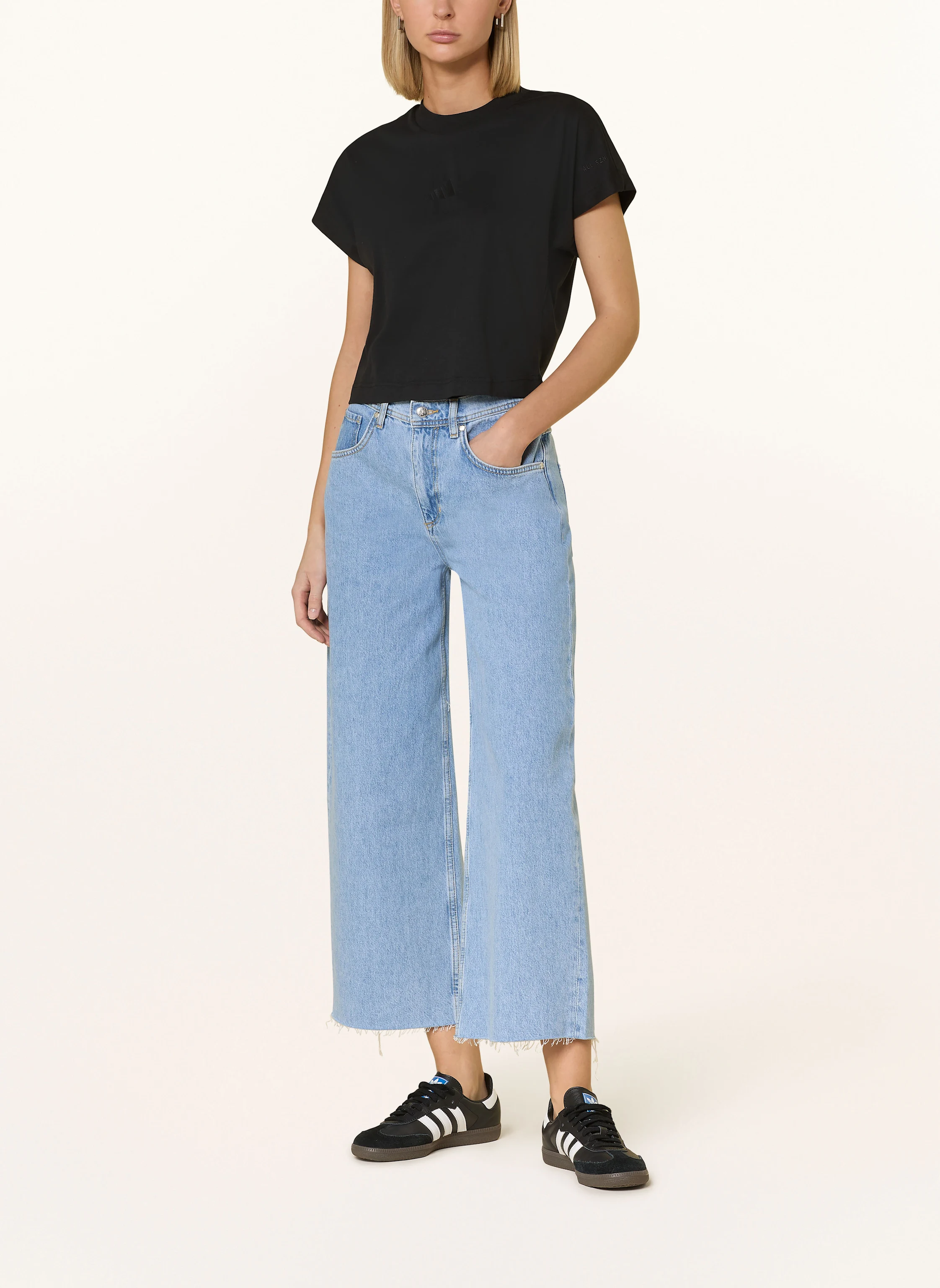 adidas Cropped-Top ALL SZN T-SHIRT