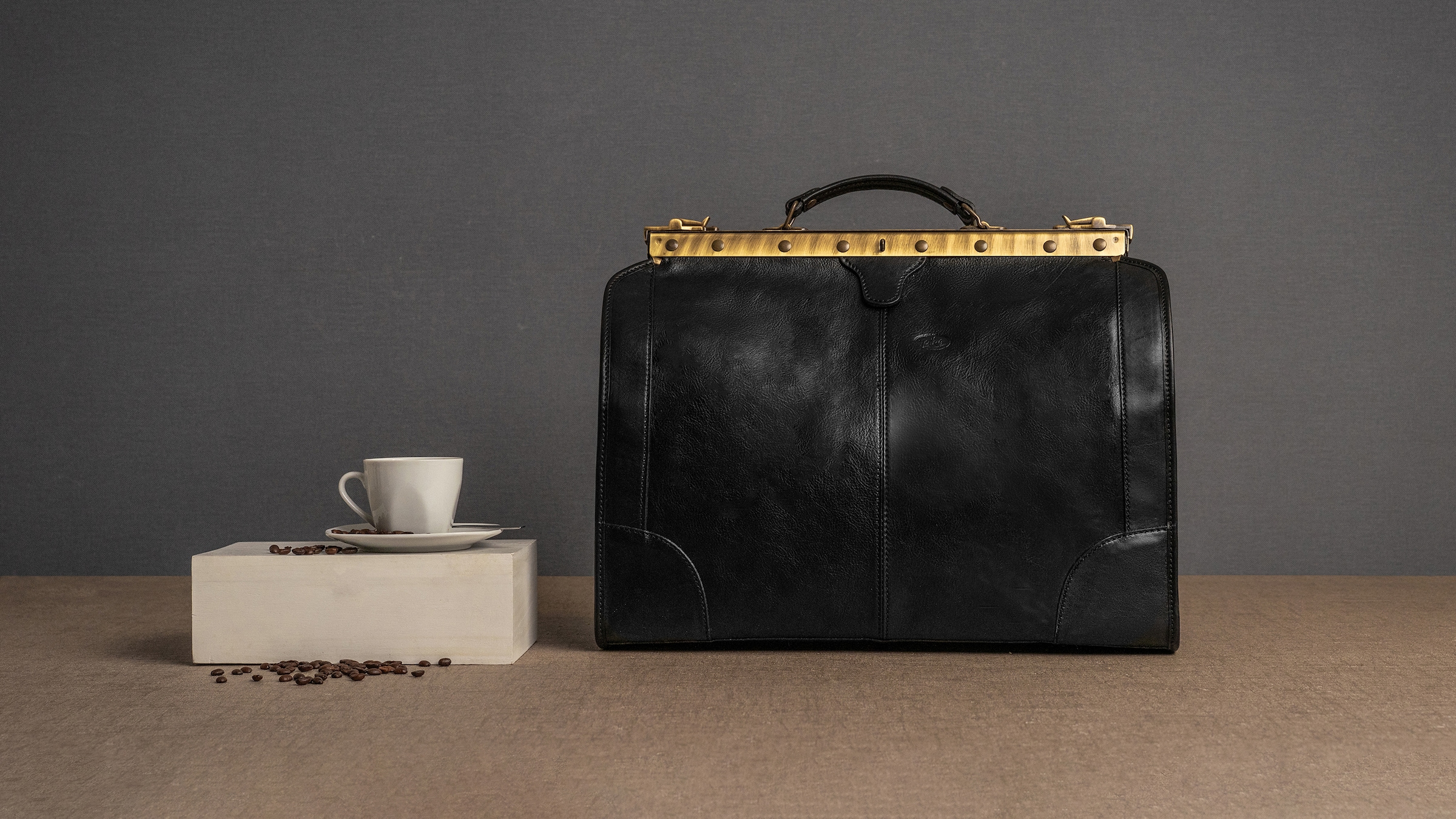 Piké Reisetasche »LOMBARDIA MEDIUM« echt Leder, Made in Italy