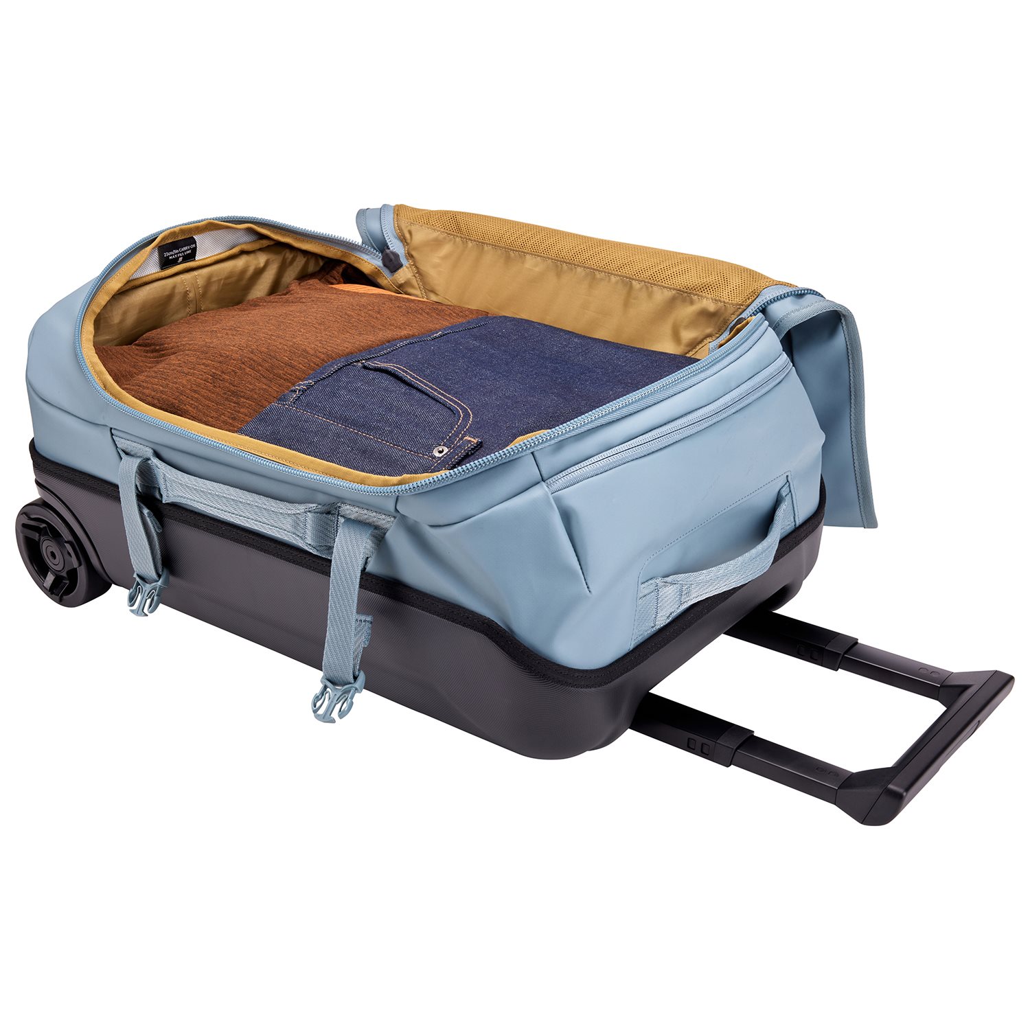 Thule Chasm Carryon 55cm Trolley pond