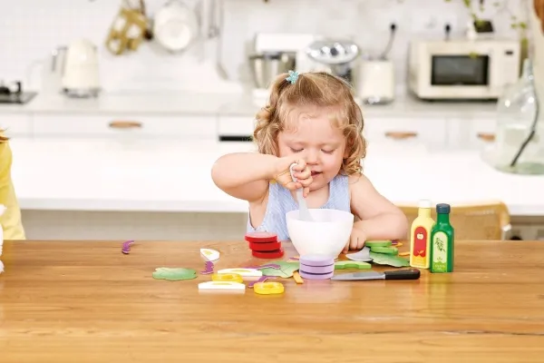 Hape Healthy Salad Playset