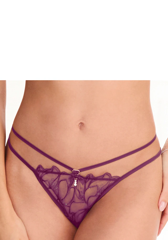 LASCANA String »Amira-Kollektion«, mit schimmernder Spitze und aufregender Bänder-Optik