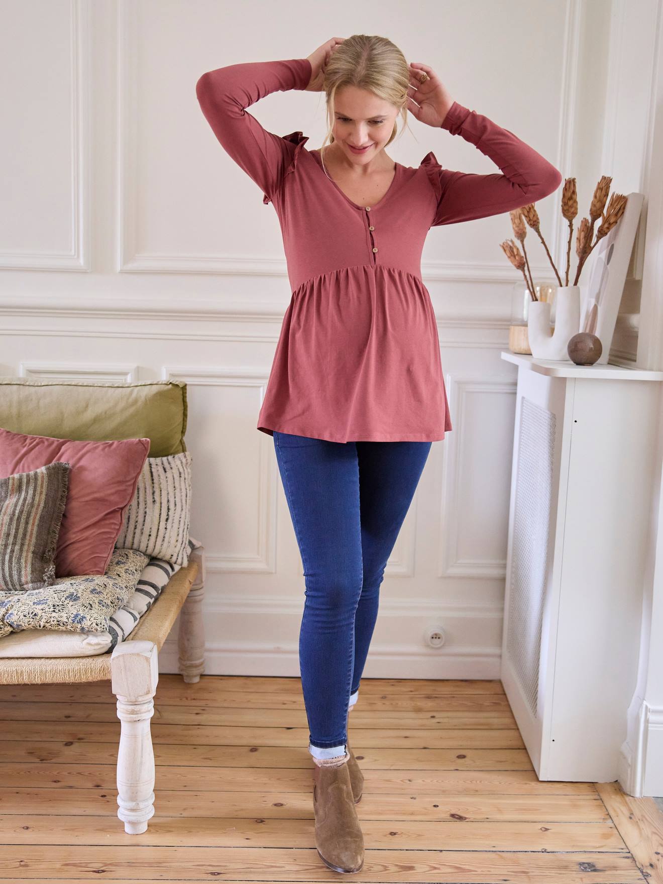 Blusa estilo camiseta para gestantes e lactantes em argila