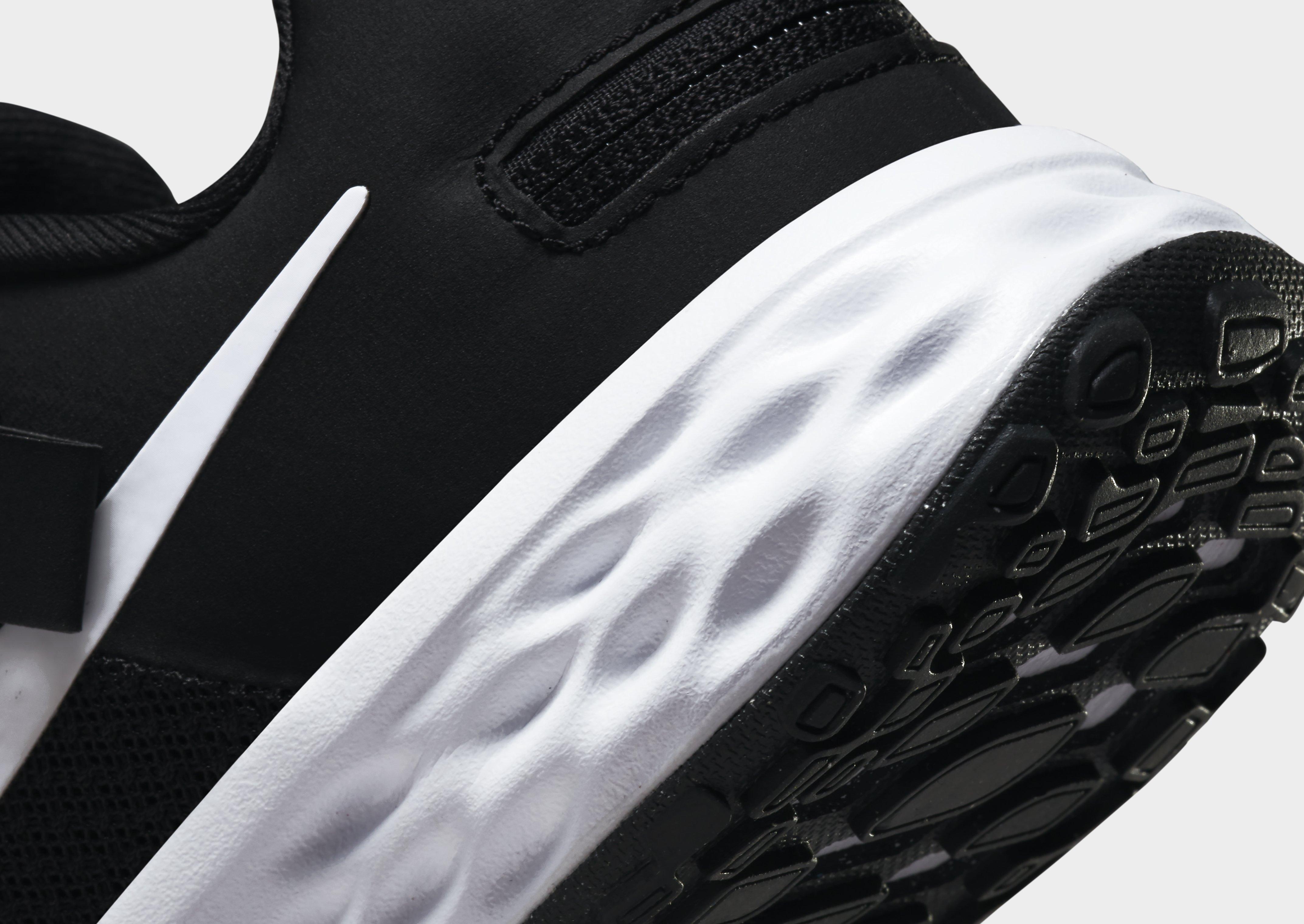 Nike NIKE REVOLUTION 6