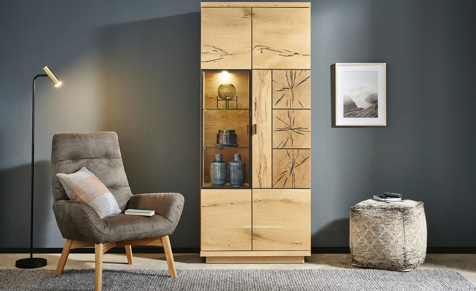 Gray & Jones Vitrine Black Coast Two