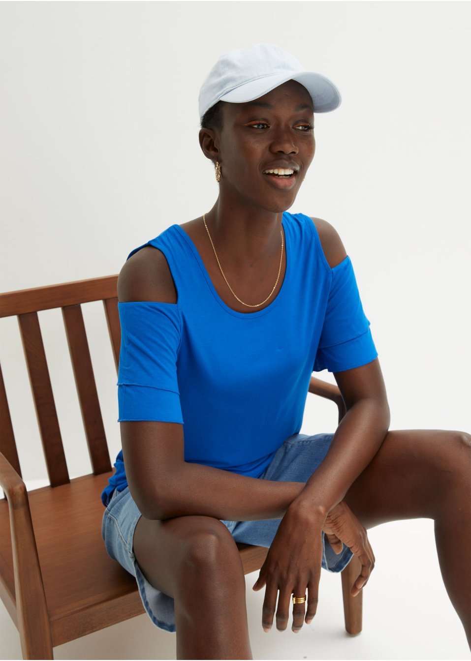 T-shirt à découpe avec manches papillon en viscose