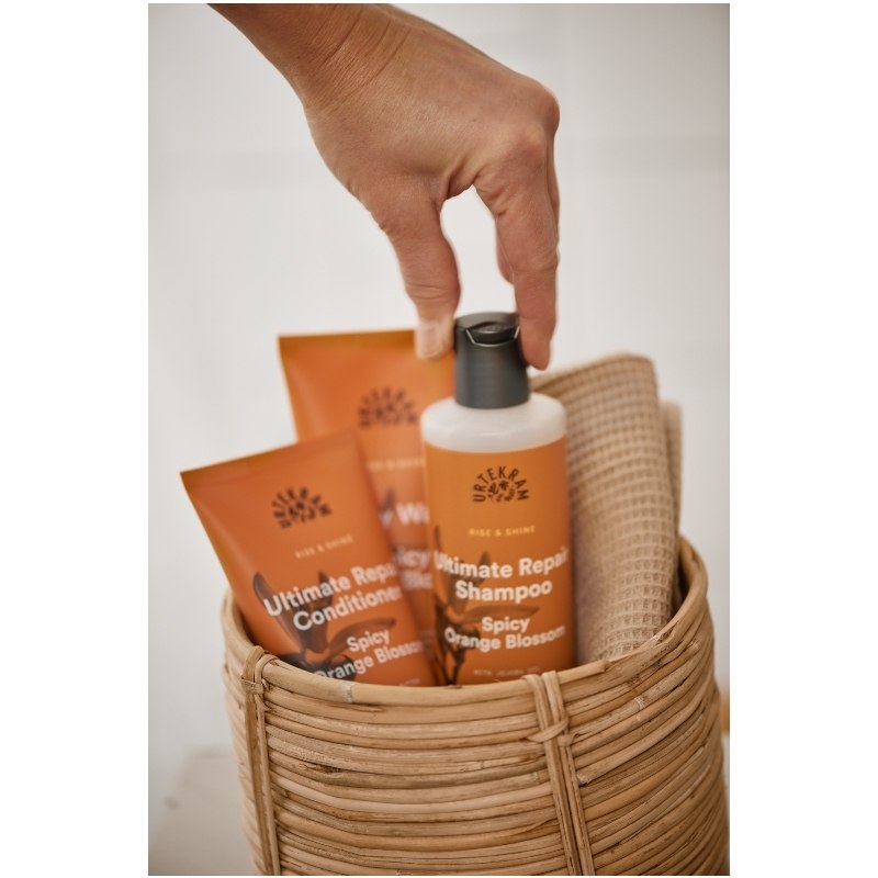 Urtekram Rise & Shine Ultimate Repair Shampoo Spicy Orange Blossom 250 ml
