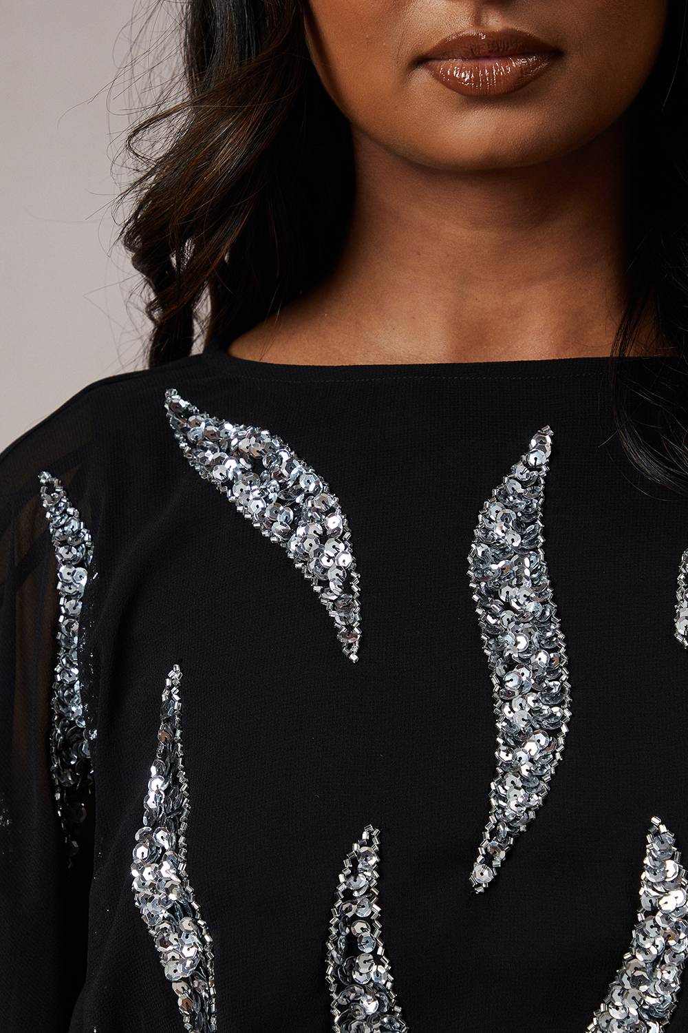 Oasis Robe Mini Occasion à Manches Chauve-souris Ornementée