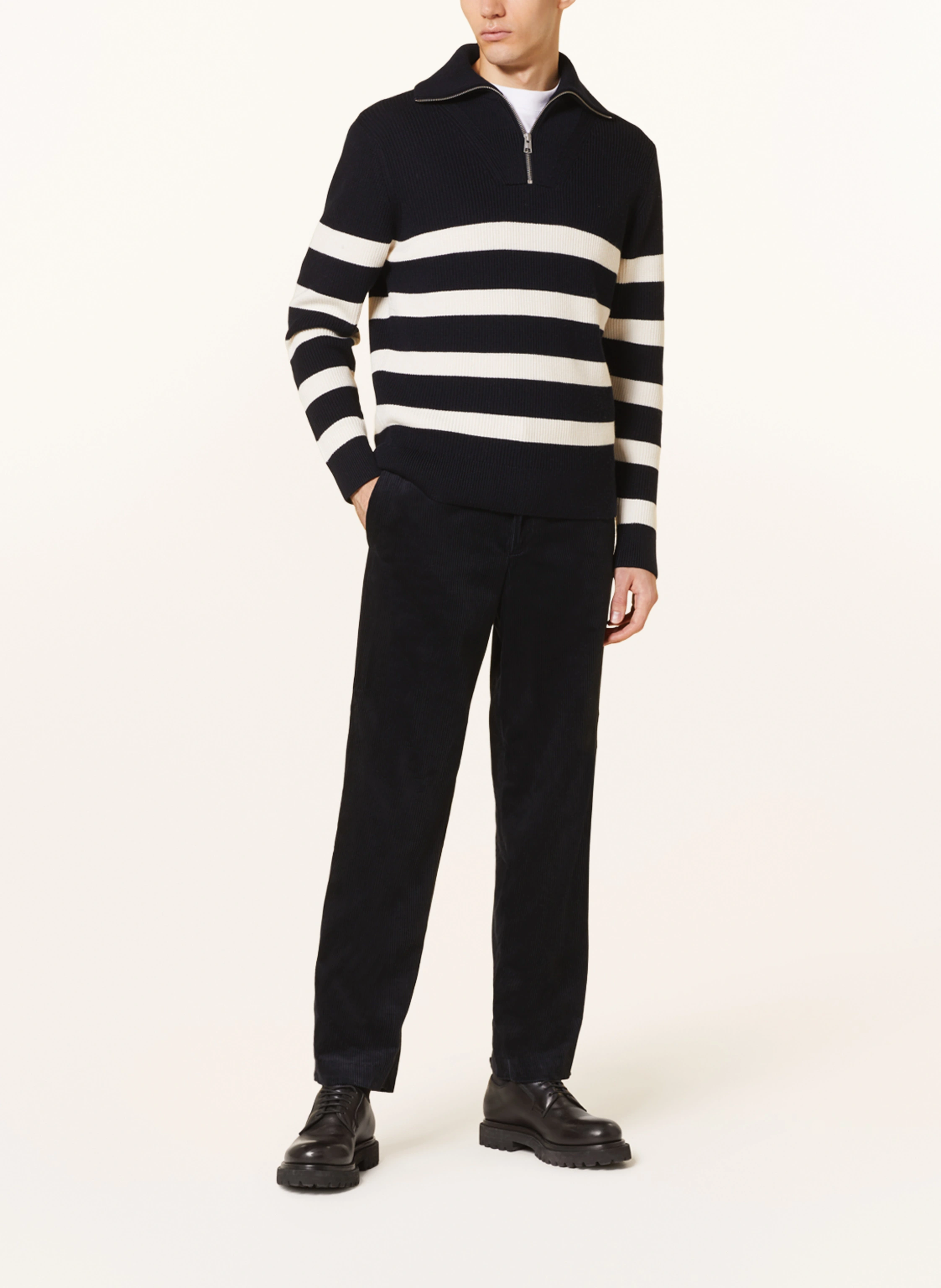 COS Cordhose Regular Fit