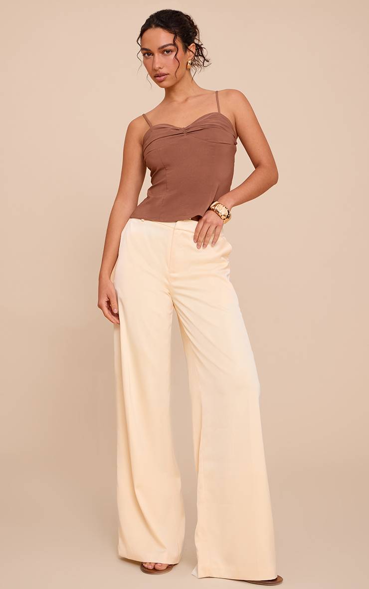 Pale Yellow Pantalon Large En Satin À Détails Ajustés