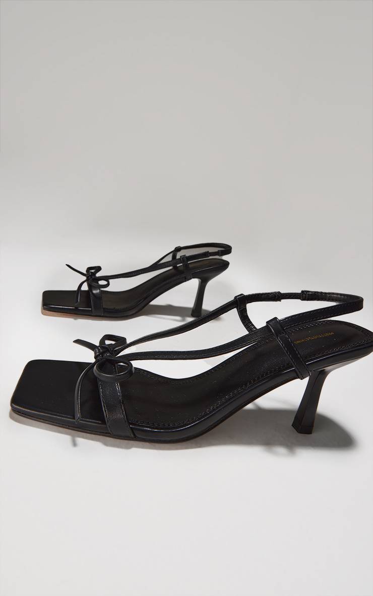 Noir Sandales À Talons Mi-hauts En Synthétiquecuir À Bout Carré Avec Nœud Et Bride Arrière