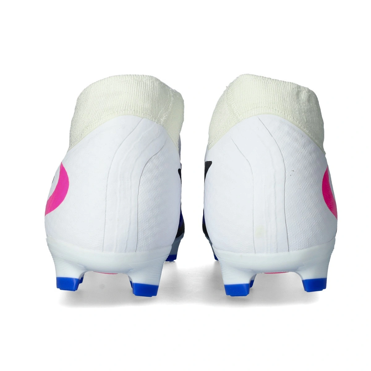Chuteira Nike Phantom 6 High Academy FG/MG