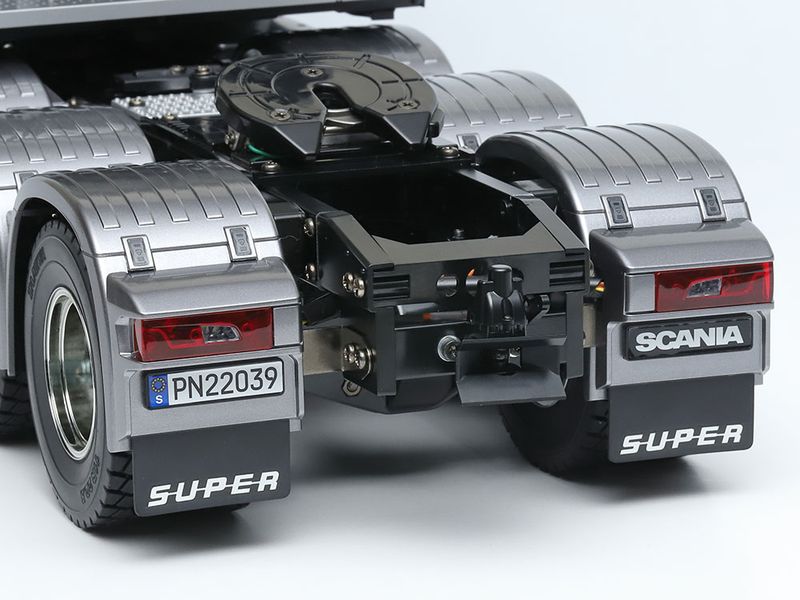 Tamiya Lastwagen Scania 770 S 8x4/4, Bausatz, 1:14 4-Achs Sattelschlepper mit 3-Gang Getriebe