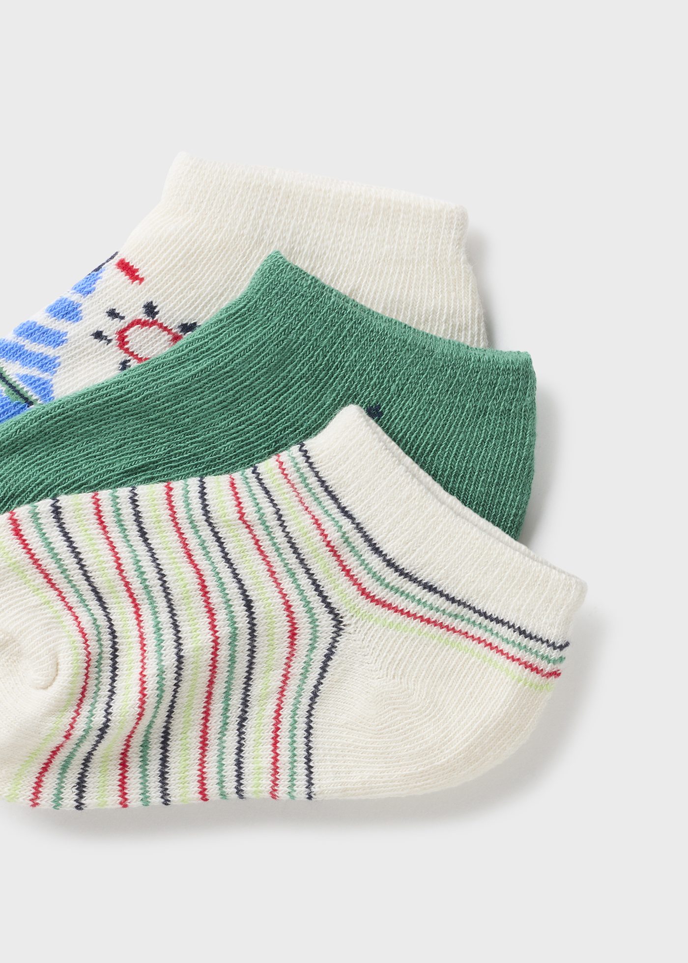 Pacote com 3 meias de bebê estampadas