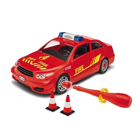 Revell Fire Chief Car 00810