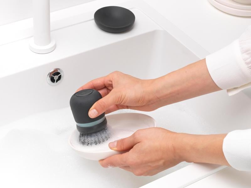 Brabantia Spülbürste mit Seifenspender Dunkelgrau Spülbürste mit integriertem Seifenspender Sink Side