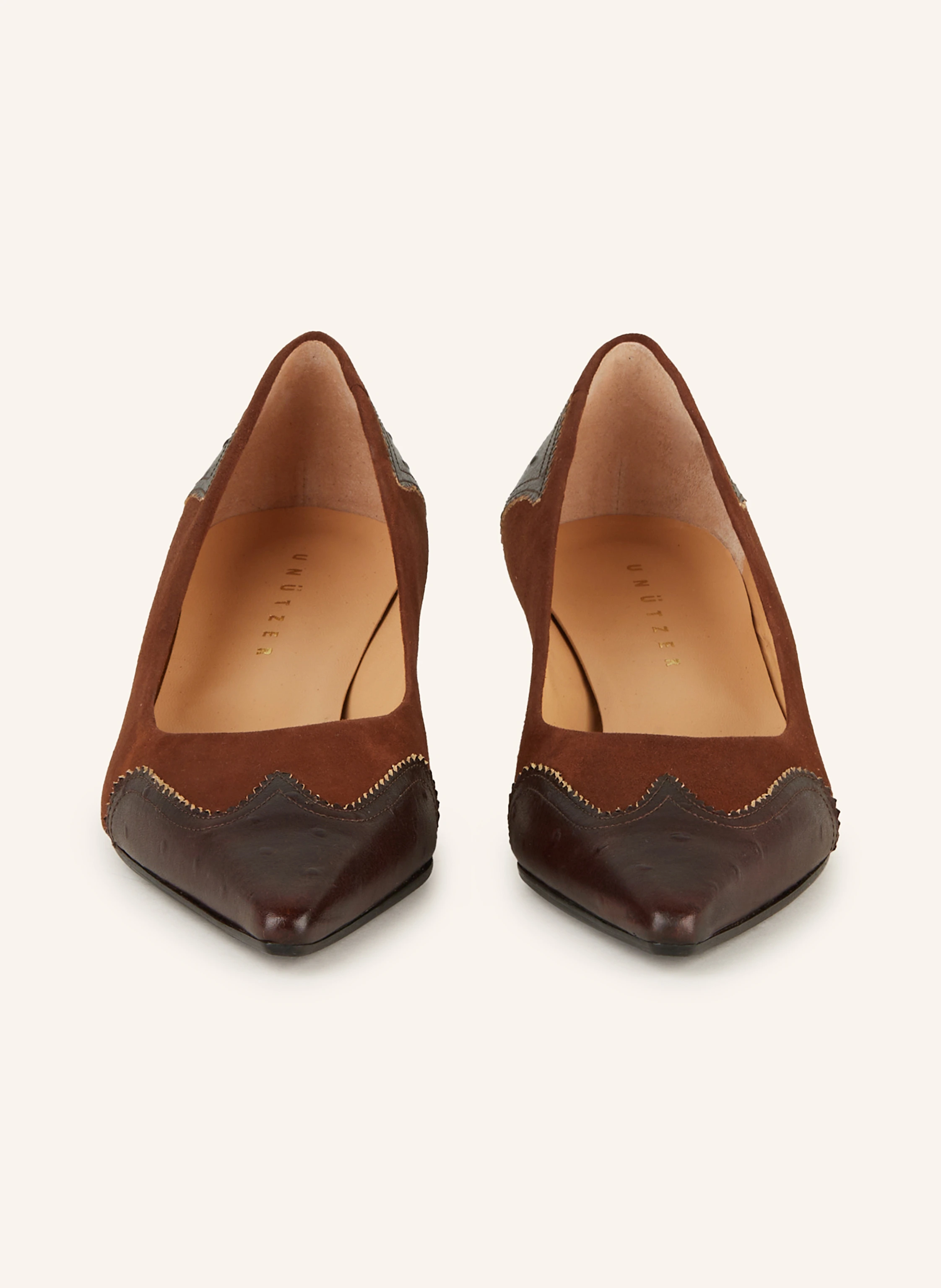 UNÜTZER Pumps