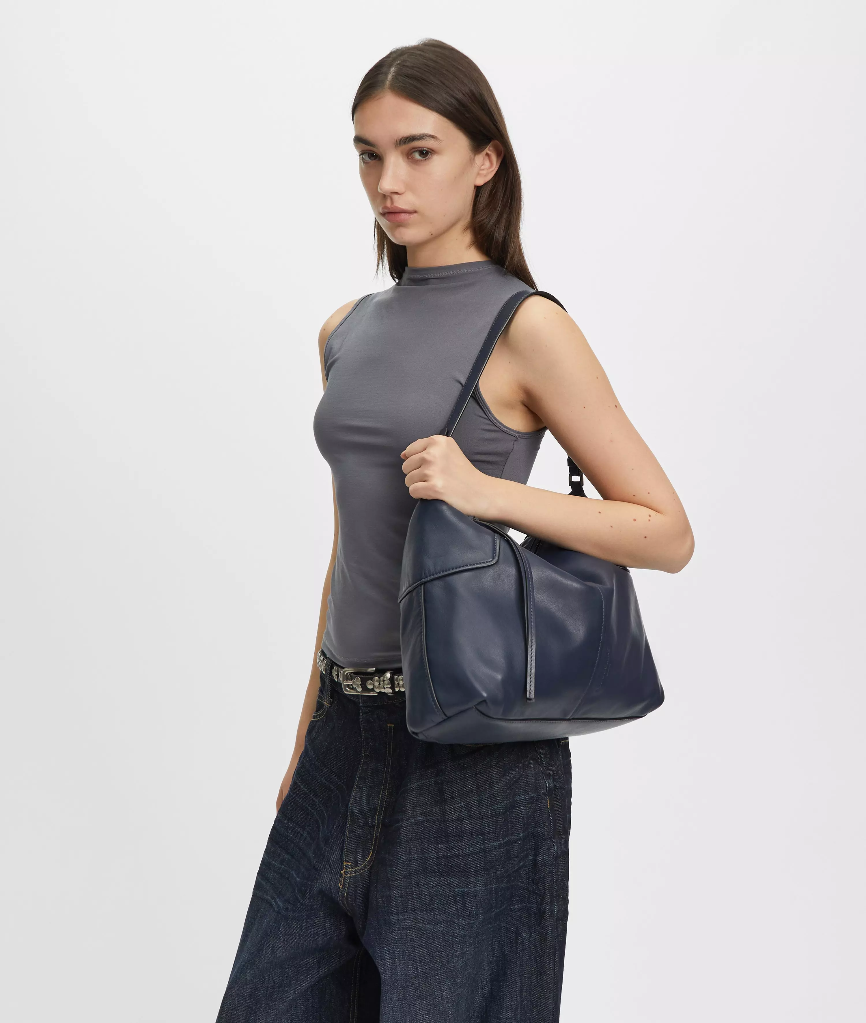 Mila Hobo M Spacious sheepskin shoulder bag