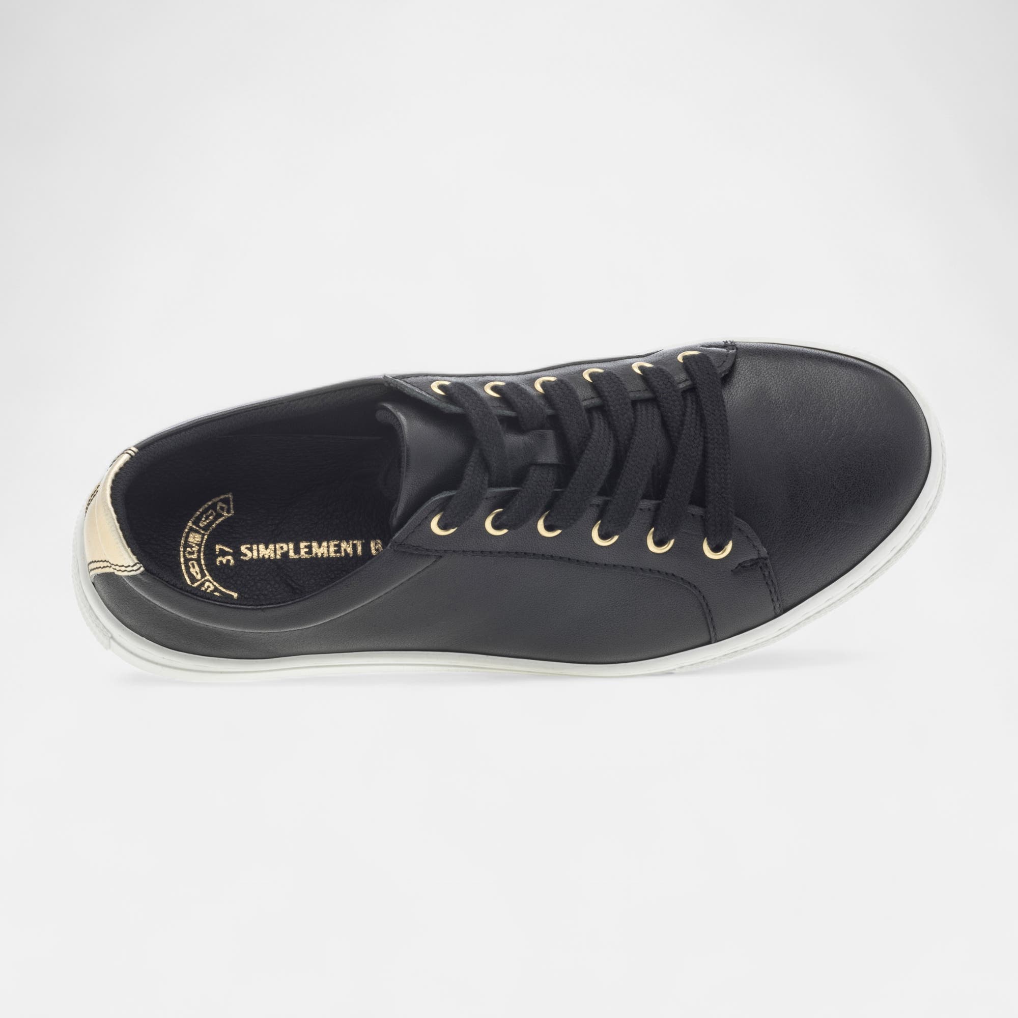 Baskets basses Femme en cuir noir